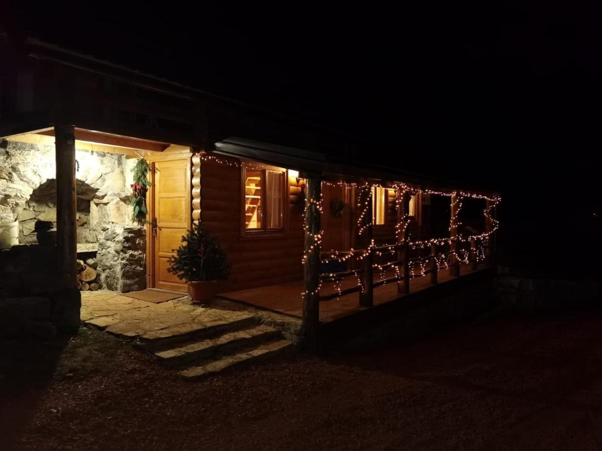 Koliba 30Svibnja Villa Perusic Eksteriør billede